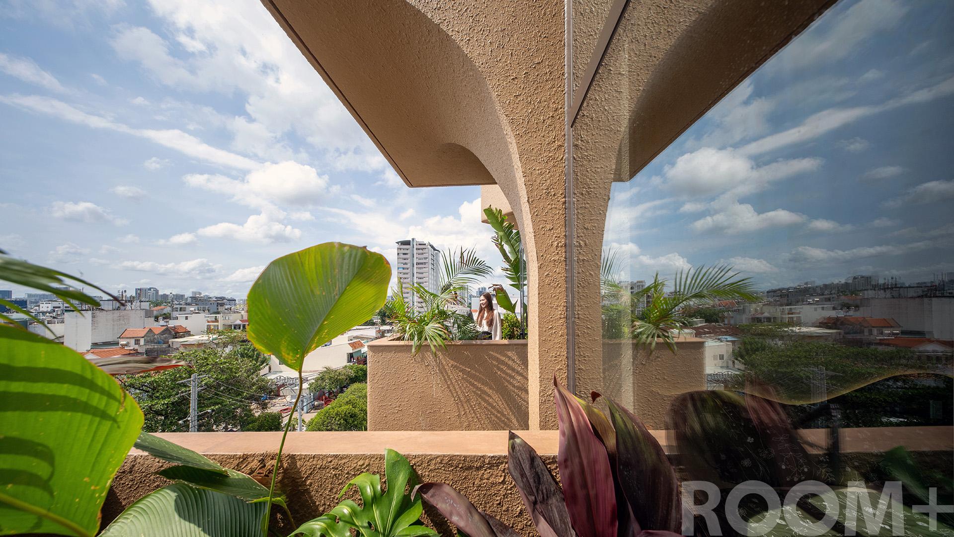 Canopy 2 Apartment
